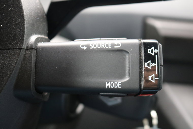 Vehicle Image 37