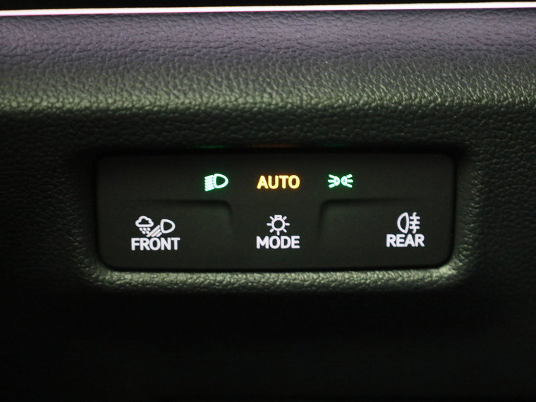 Vehicle Image 17