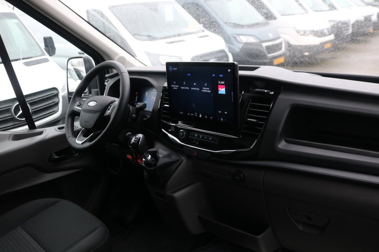 Vehicle Image 31