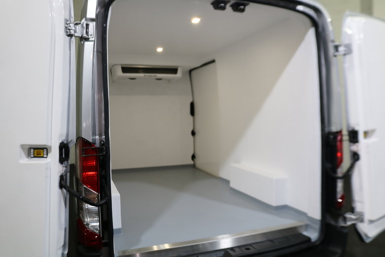 Vehicle Image 11