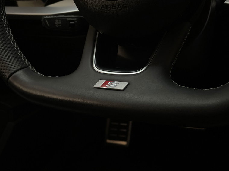 Vehicle Image 28