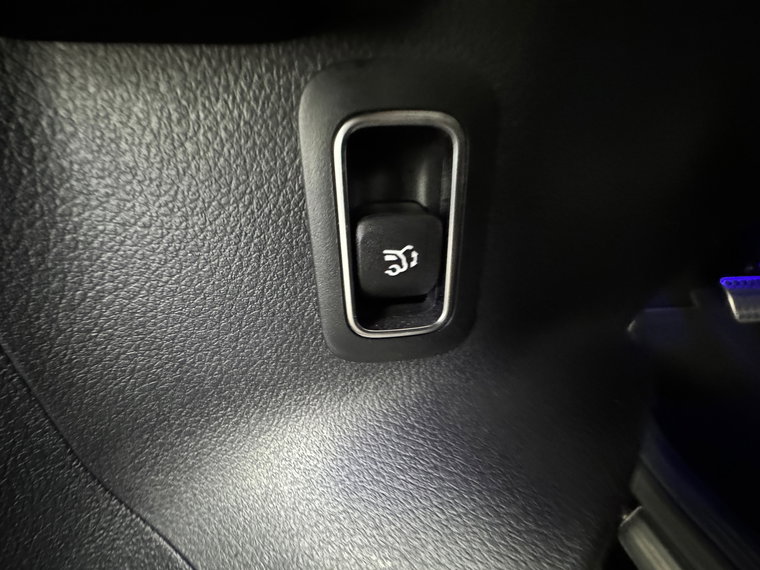 Vehicle Image 27
