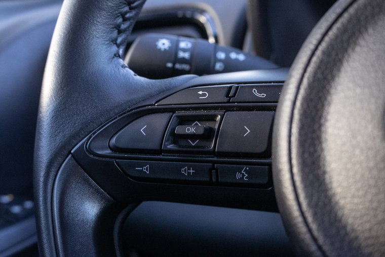 Vehicle Image 35