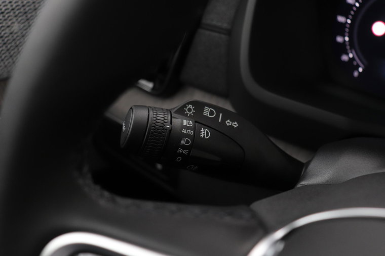 Vehicle Image 46