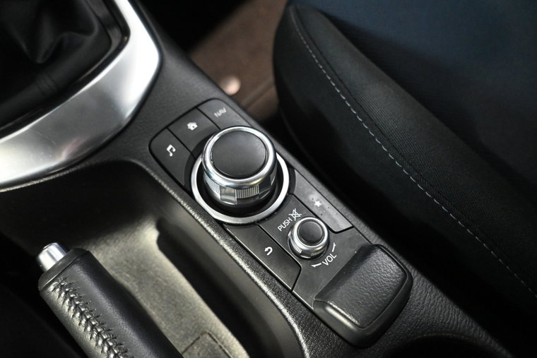 Vehicle Image 22
