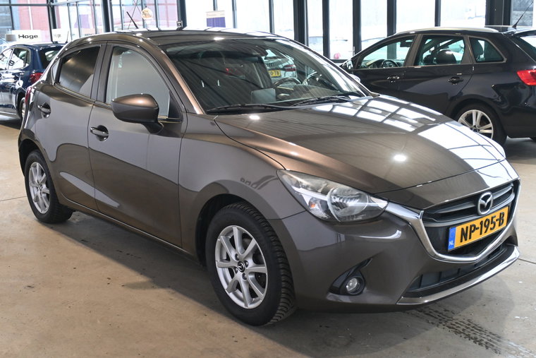 Vehicle Image 5