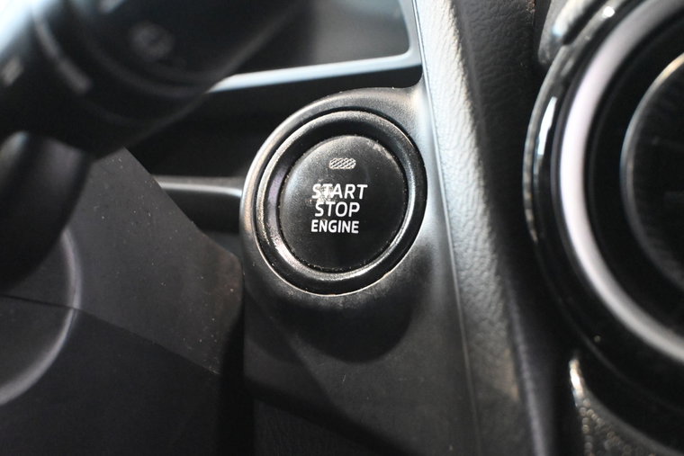 Vehicle Image 33