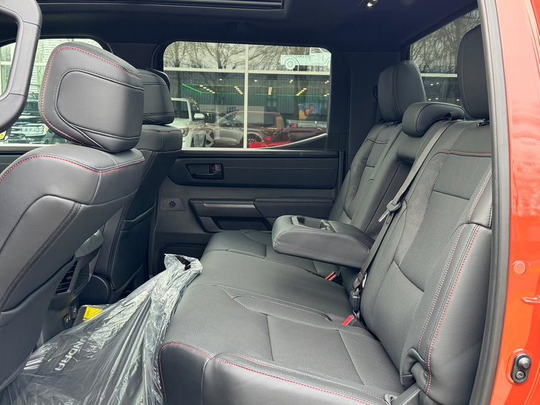Vehicle Image 31