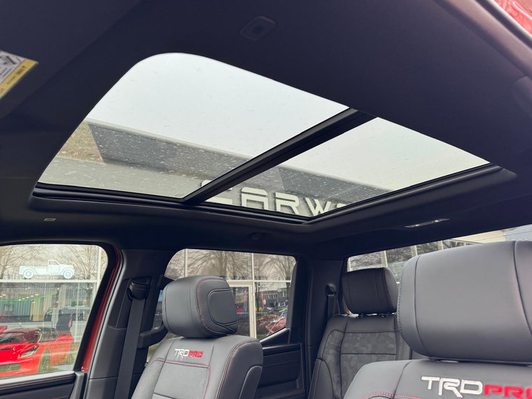 Vehicle Image 40
