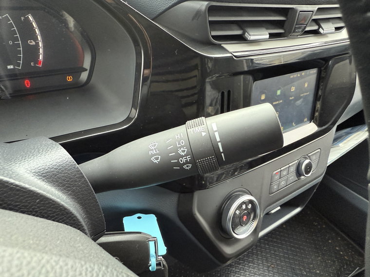 Vehicle Image 27
