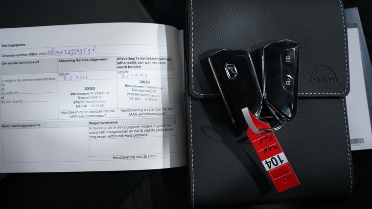 Vehicle Image 41