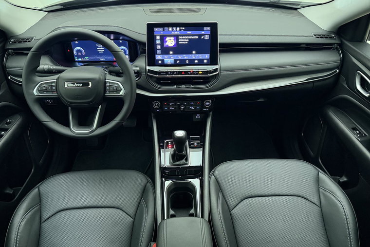 Vehicle Image 35