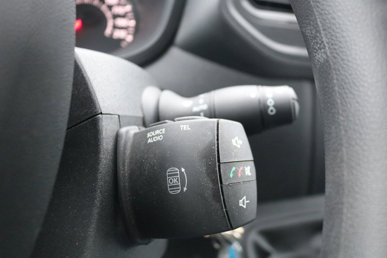 Vehicle Image 33