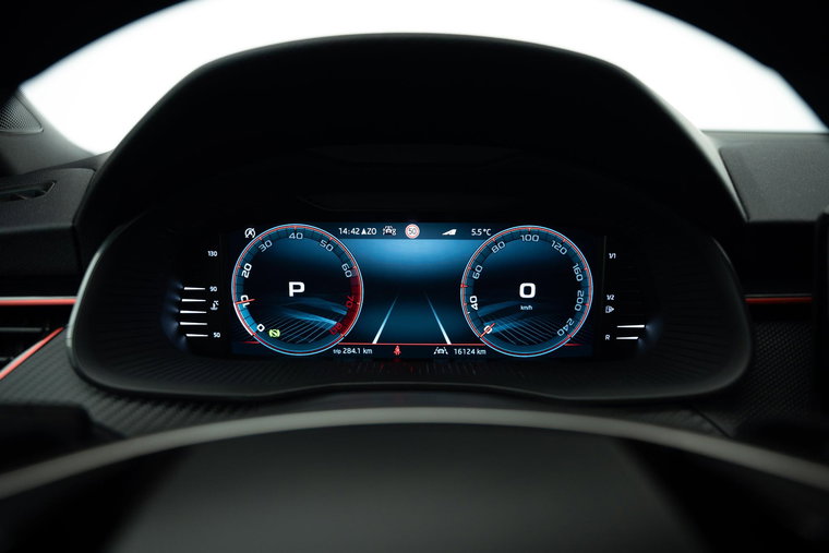 Vehicle Image 15