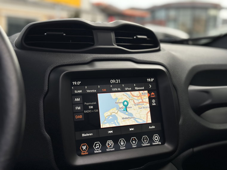 Vehicle Image 22