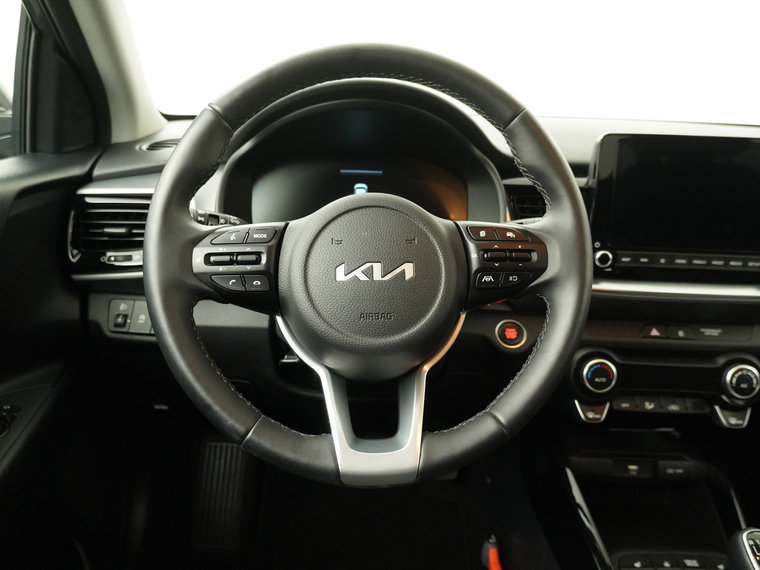Vehicle Image 38