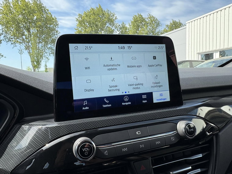 Vehicle Image 21