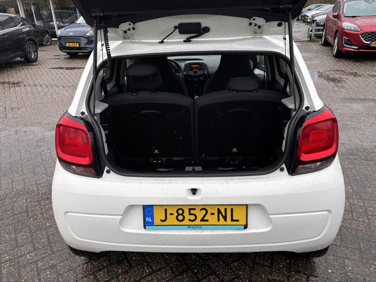 Vehicle Image 22