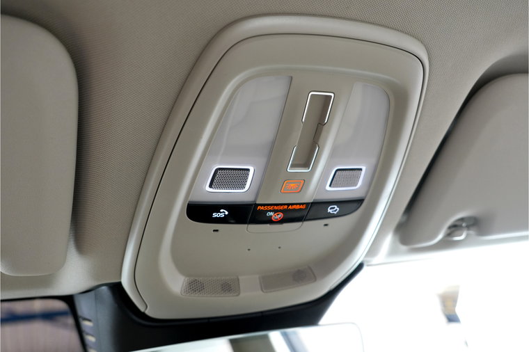 Vehicle Image 36