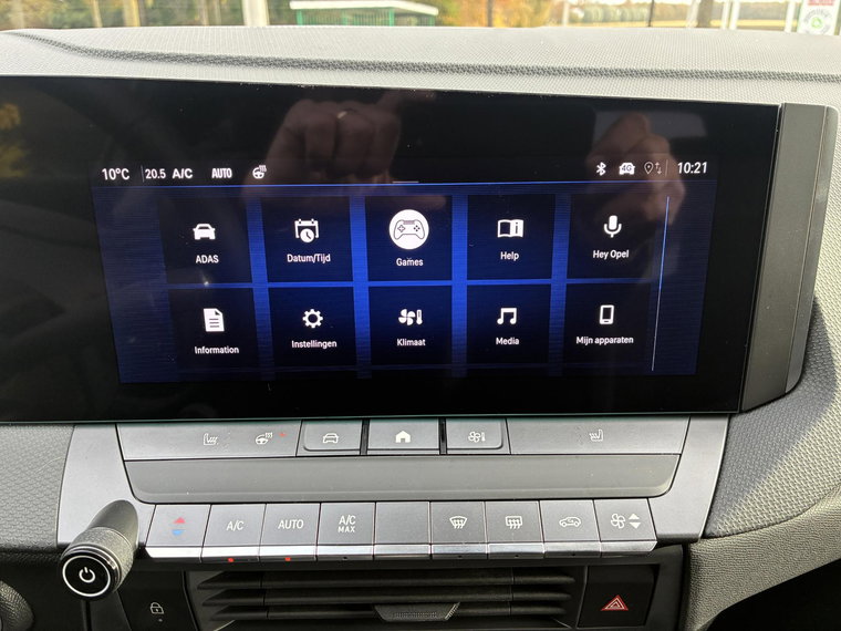 Vehicle Image 39