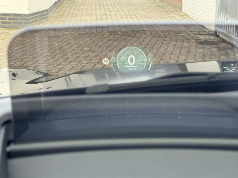 Vehicle Image 33