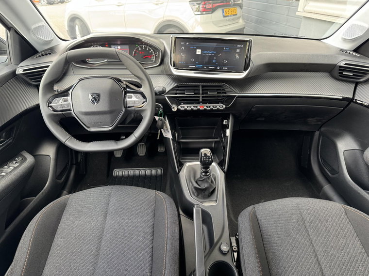 Vehicle Image 41