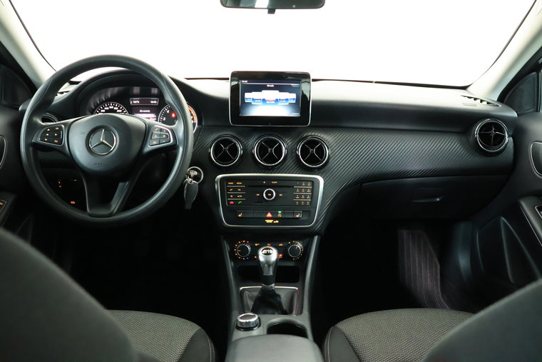 Vehicle Image 22