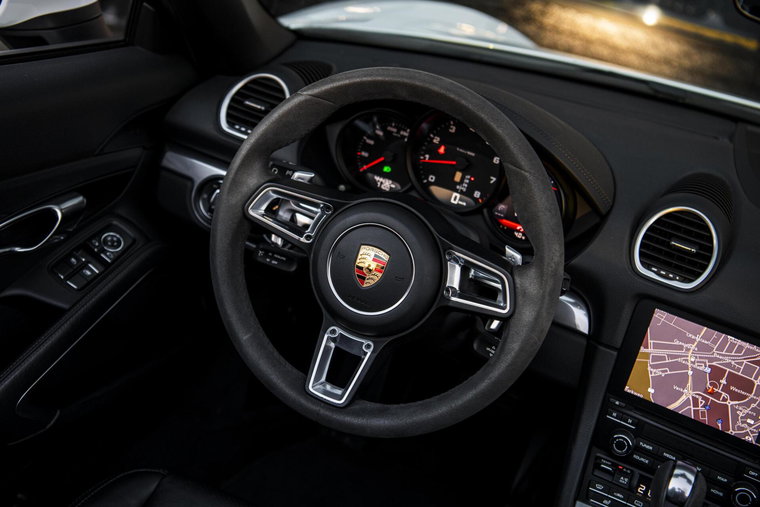 Vehicle Image 30