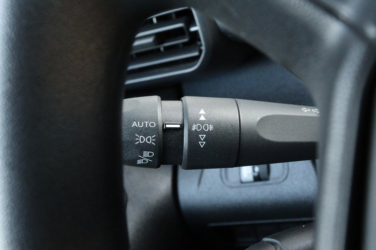 Vehicle Image 26