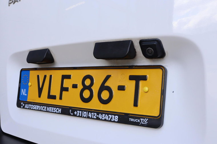 Vehicle Image 33
