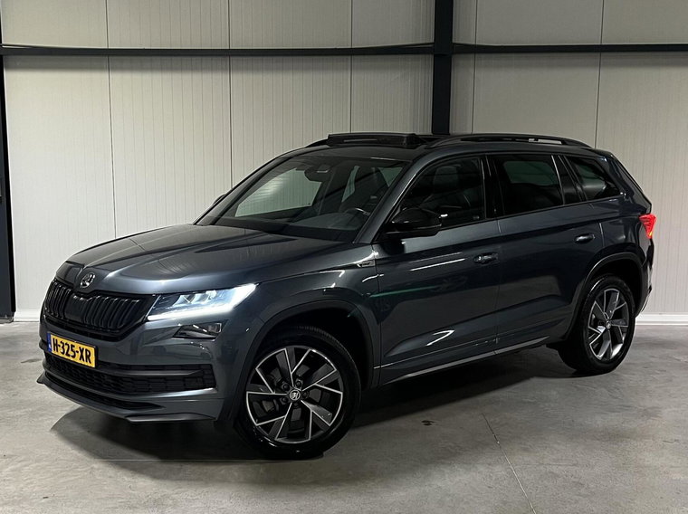 Vehicle Image 5