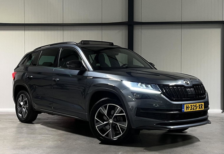 Vehicle Image 6