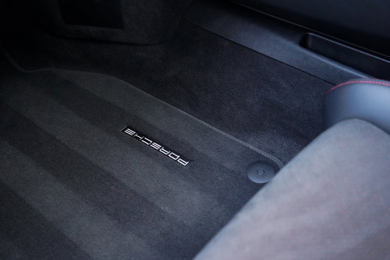 Vehicle Image 42