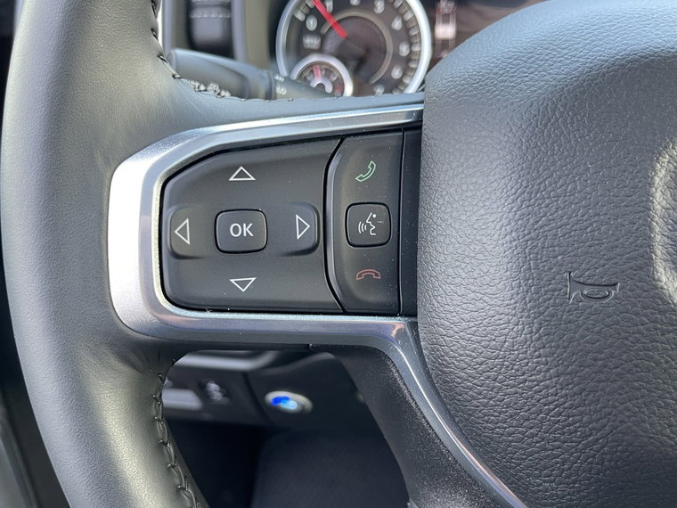 Vehicle Image 34