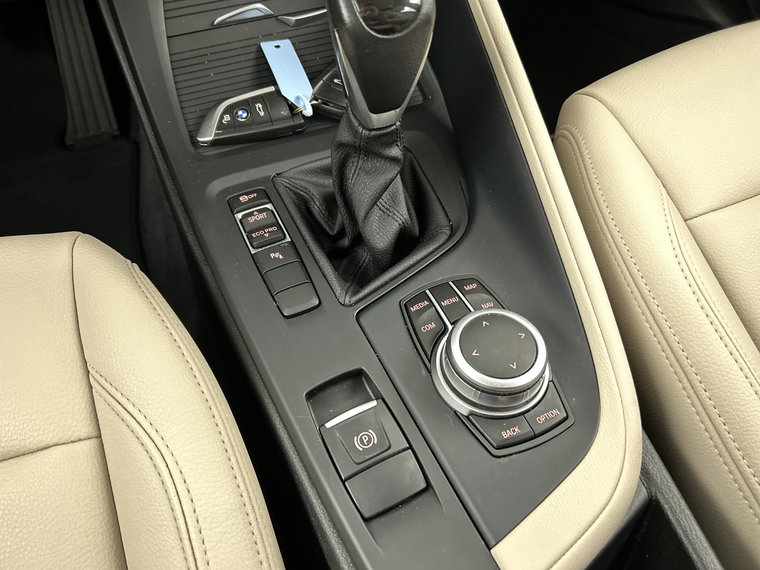 Vehicle Image 40