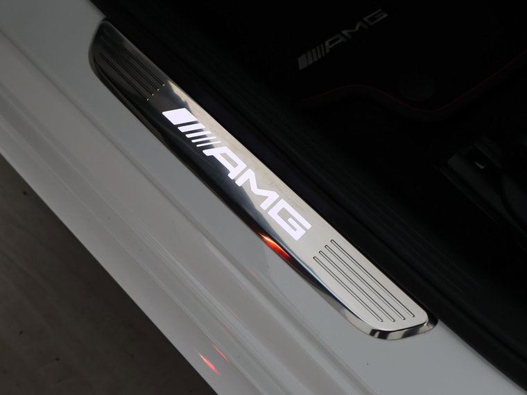 Vehicle Image 33
