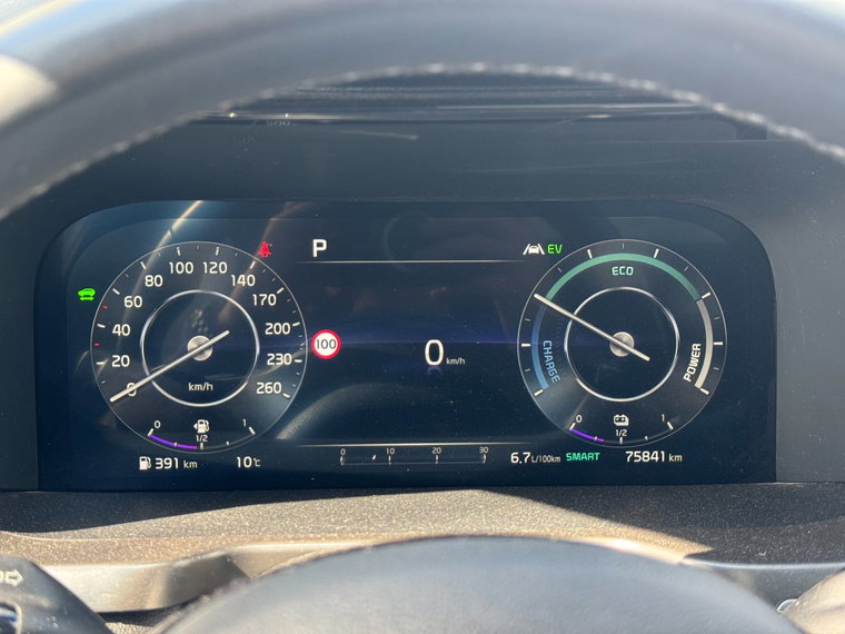 Vehicle Image 28