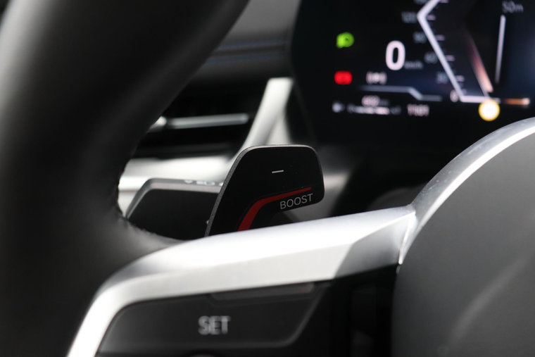 Vehicle Image 40