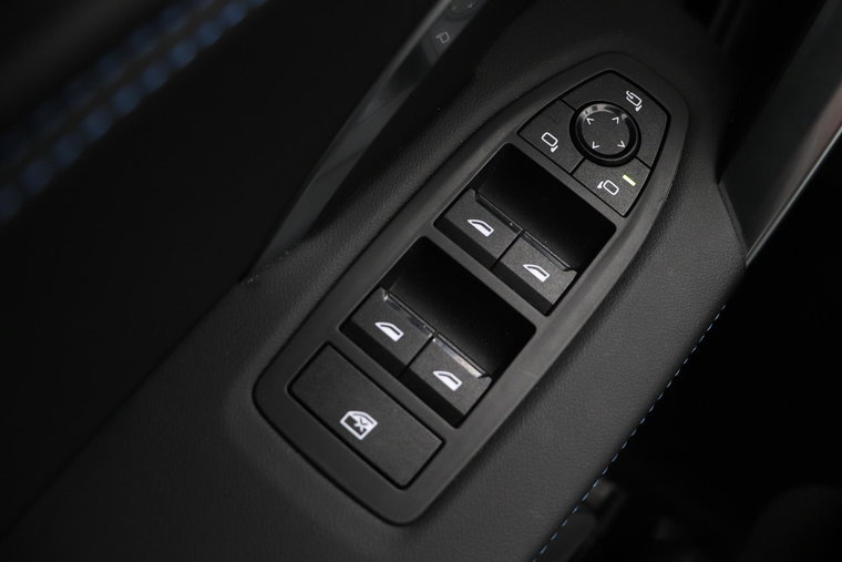 Vehicle Image 41