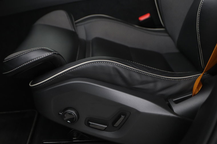 Vehicle Image 45