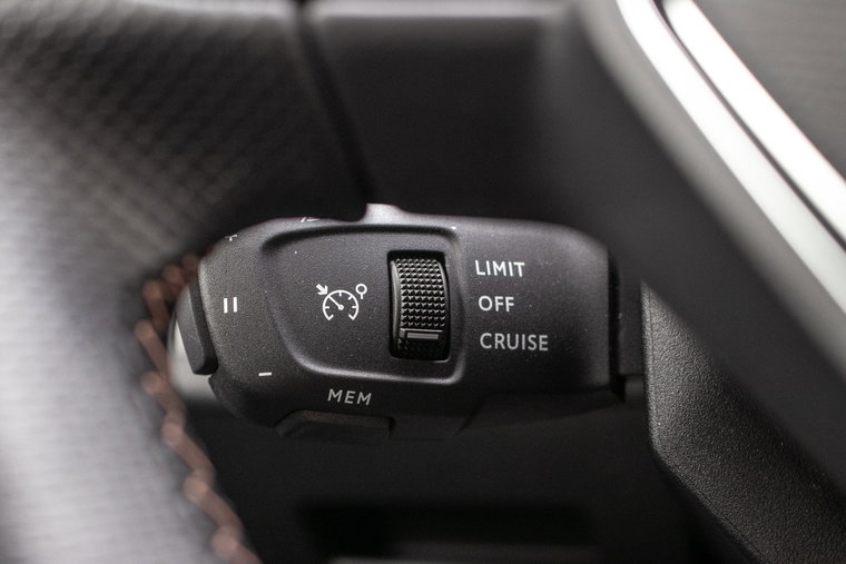 Vehicle Image 34