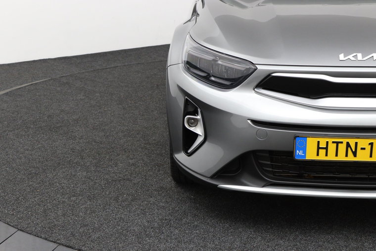 Vehicle Image 36