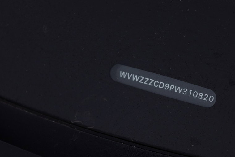 Vehicle Image 38