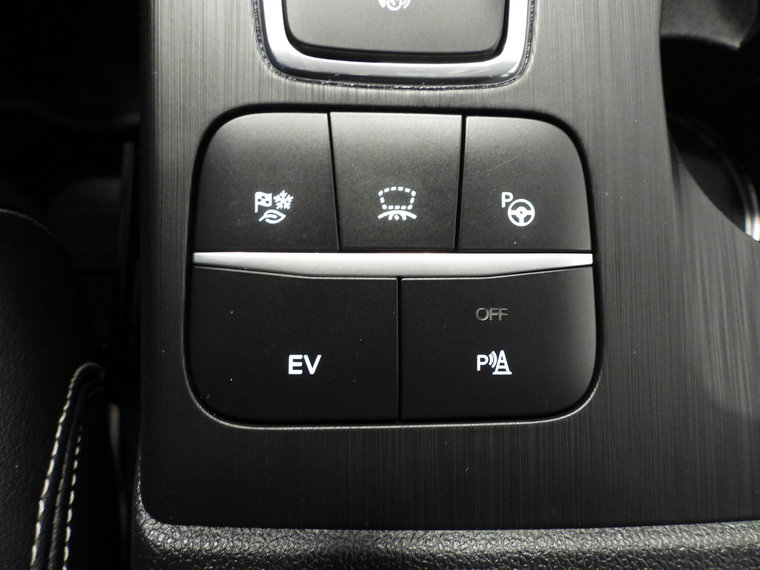 Vehicle Image 27