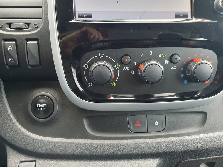 Vehicle Image 27