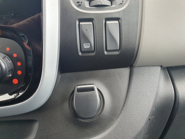Vehicle Image 28