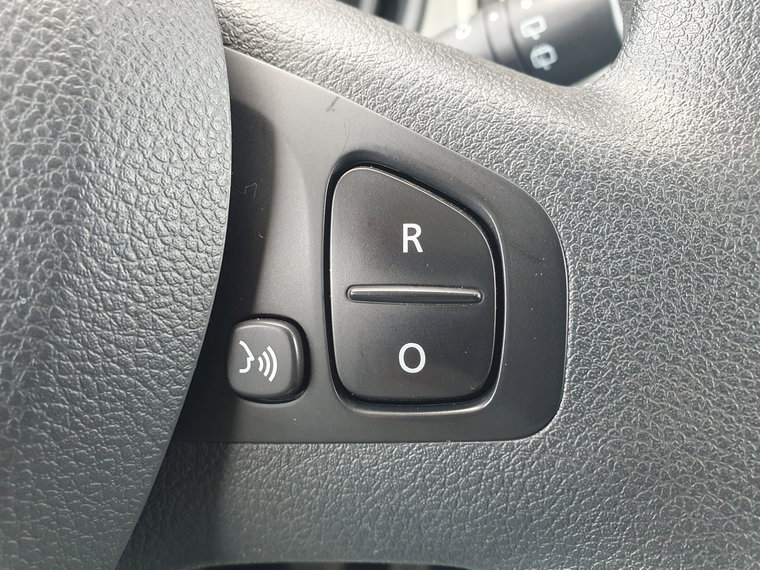 Vehicle Image 29