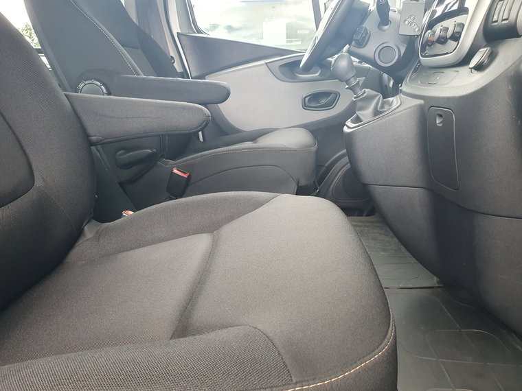 Vehicle Image 40