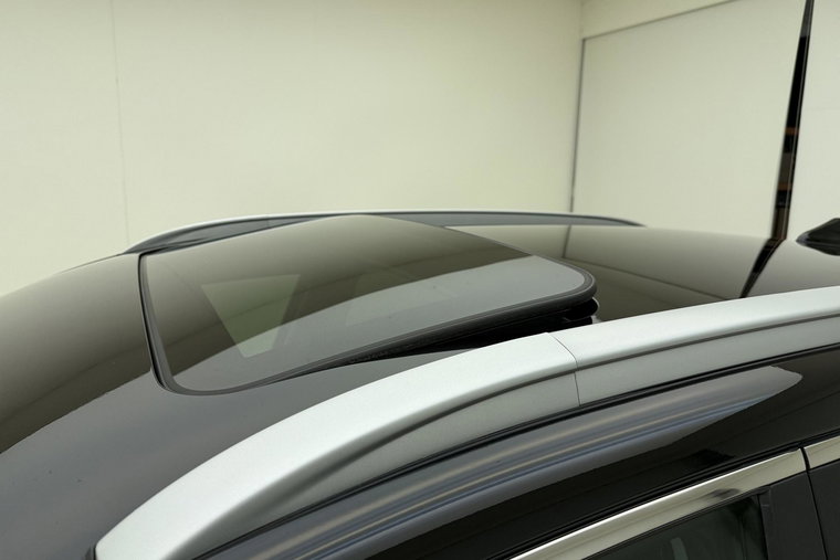 Vehicle Image 38