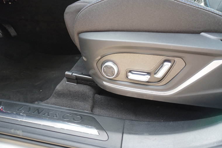Vehicle Image 35